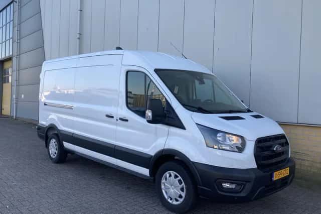 Ford Transit (2024) thumbnail 5