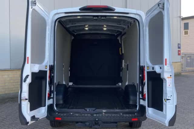 Ford Transit (2024) thumbnail 10