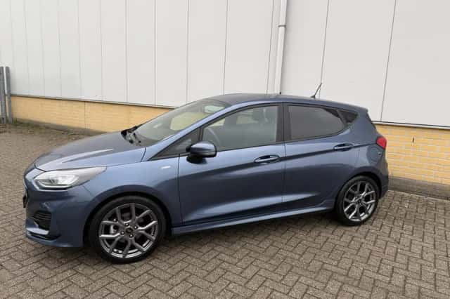 Ford Fiesta (2023) thumbnail 2
