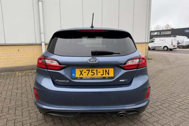 Ford Fiesta (2023) thumbnail 4