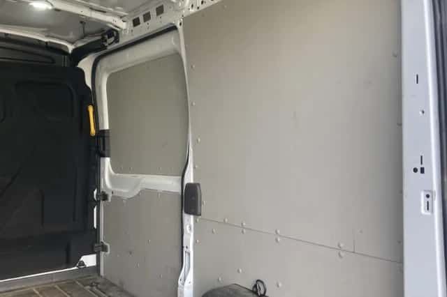 Ford Transit (2024) thumbnail 11