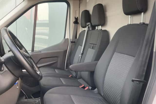 Ford Transit (2024) thumbnail 16