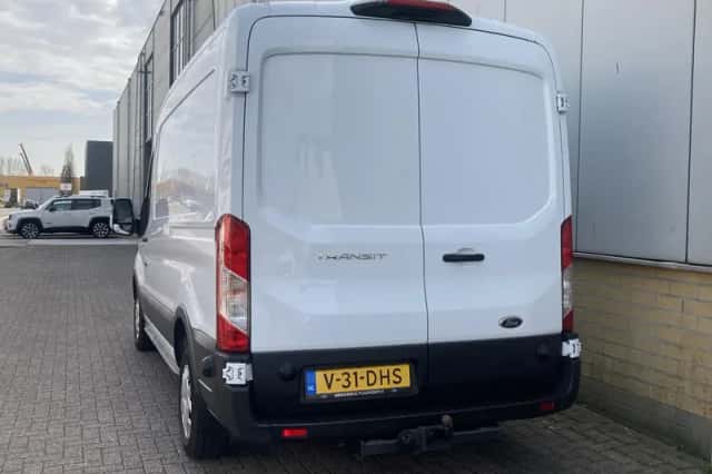 Ford Transit (2024) thumbnail 7