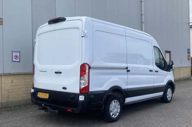 Ford Transit (2024) thumbnail 9