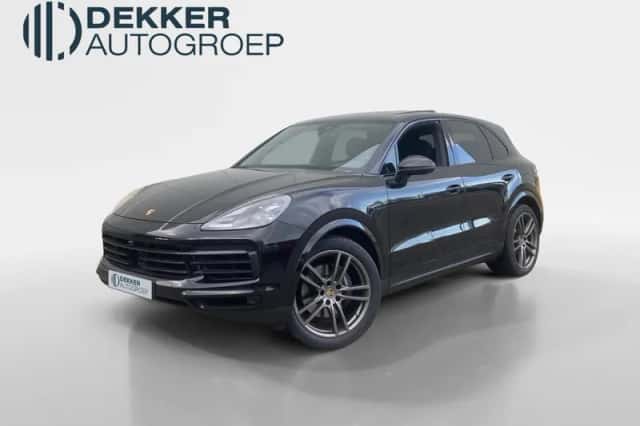 Porsche Cayenne (2023) thumbnail 1