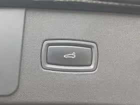 Porsche Cayenne (2023) thumbnail 14