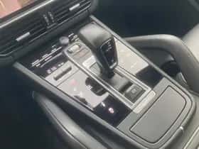 Porsche Cayenne (2023) thumbnail 30