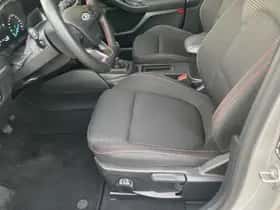 Ford Focus (2023) thumbnail 11