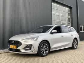 Ford Focus (2023) thumbnail 4