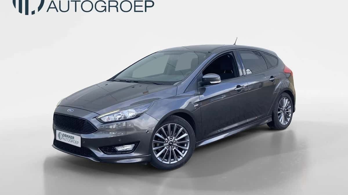 Ford Focus (2018) — foto 1