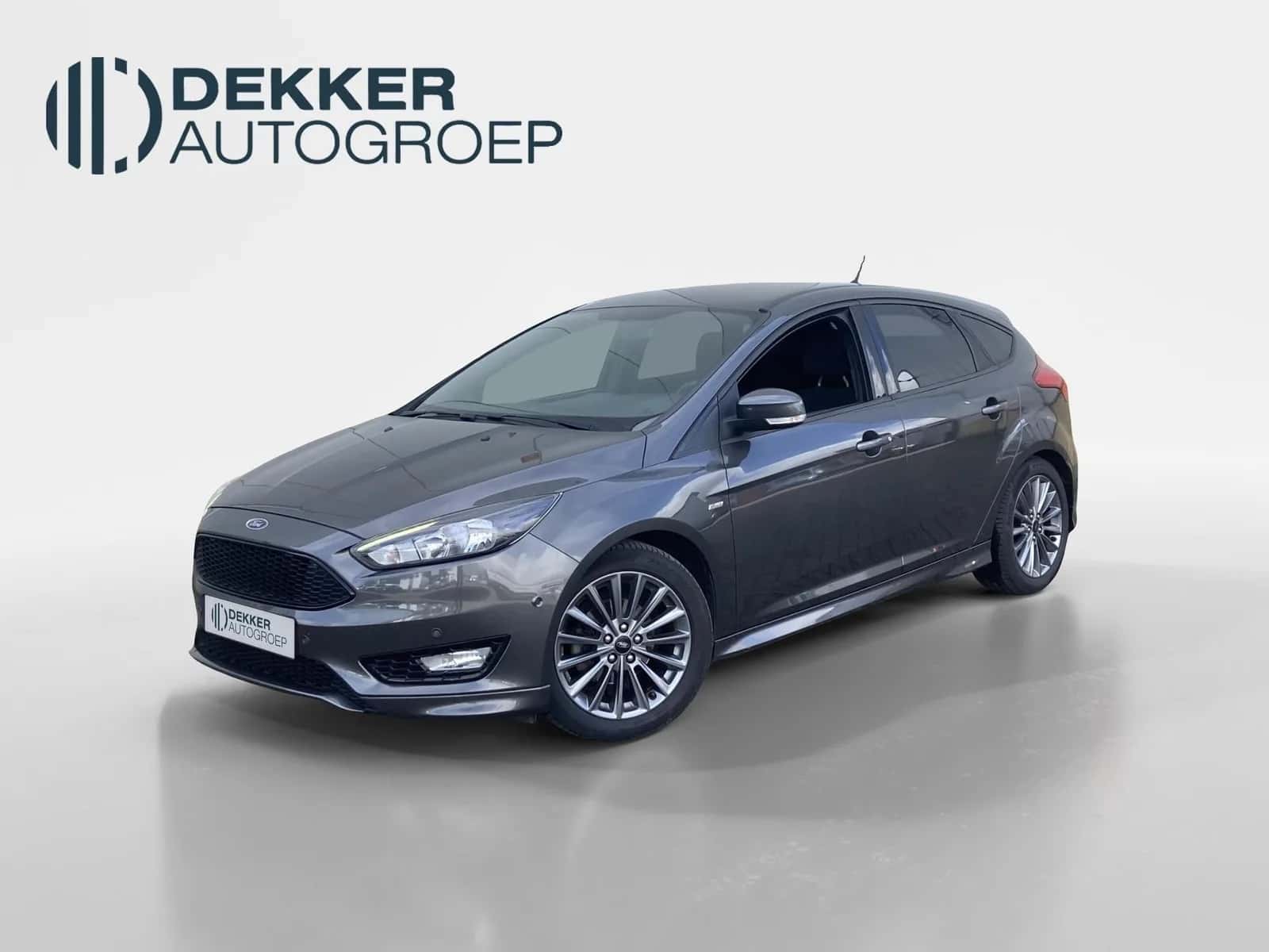 Ford Focus (2018) — foto 1