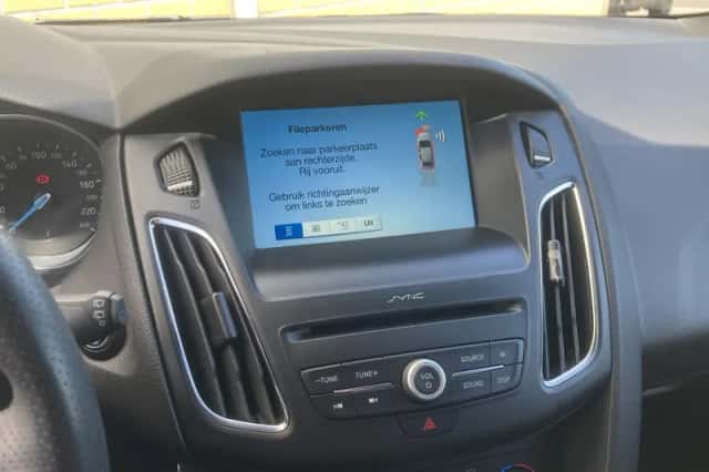 Ford Focus (2018) thumbnail 22
