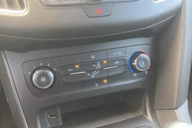 Ford Focus (2018) thumbnail 23