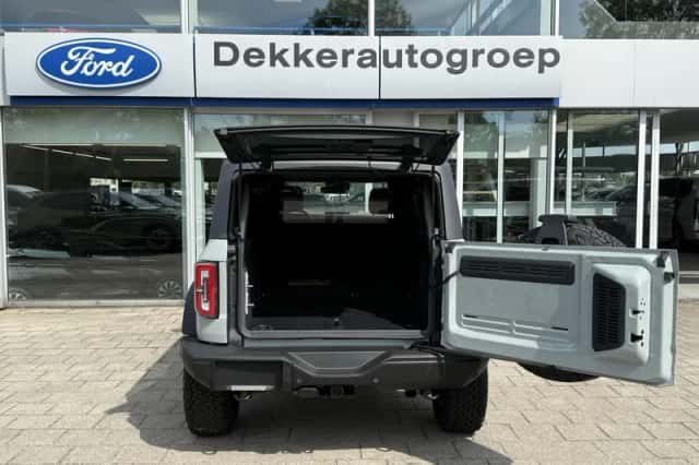Ford Bronco (2022) thumbnail 9