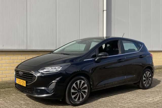 Ford Fiesta (2023) thumbnail 2