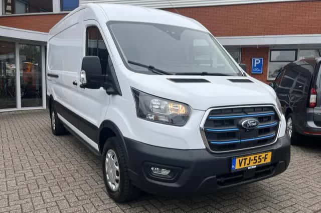Ford E-Transit (2022) thumbnail 14