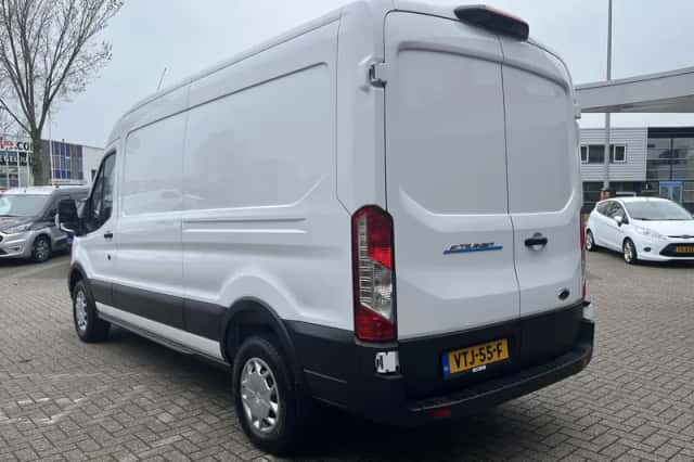 Ford E-Transit (2022) thumbnail 5