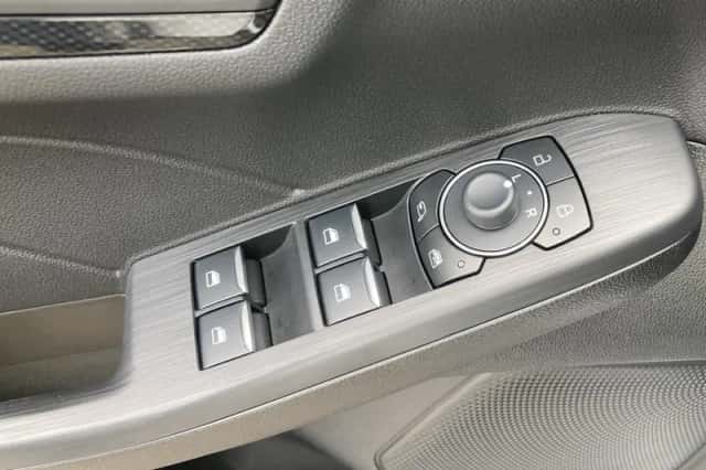Ford Kuga (2024) thumbnail 16