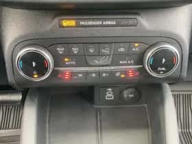 Ford Kuga (2024) thumbnail 21