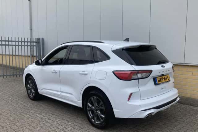 Ford Kuga (2024) thumbnail 8