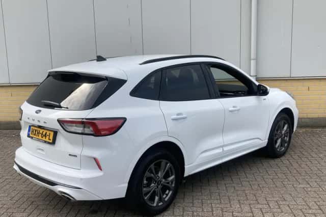 Ford Kuga (2024) thumbnail 9
