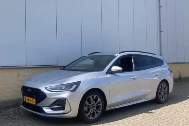 Ford Focus (2024) thumbnail 2