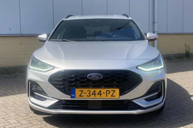 Ford Focus (2024) thumbnail 5