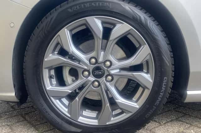 Ford Focus (2024) thumbnail 8