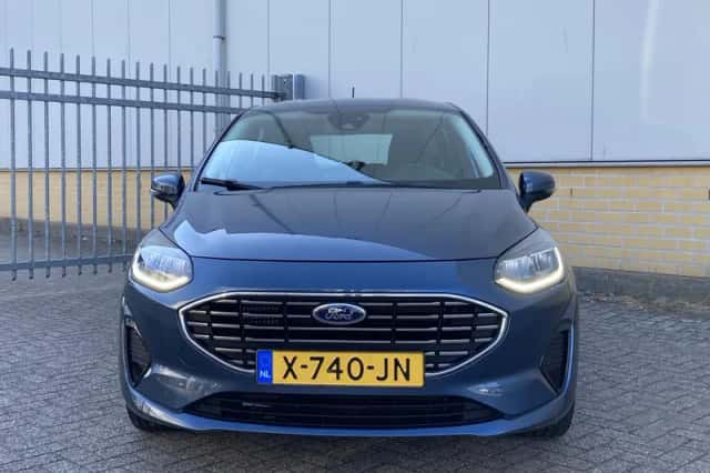 Ford Fiesta (2023) thumbnail 3