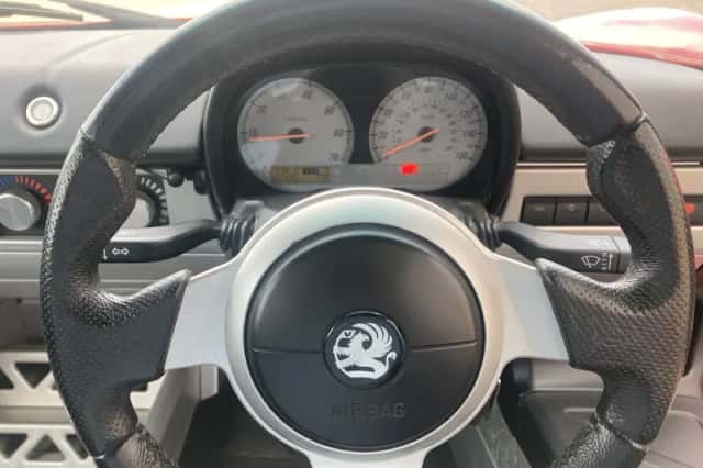 Opel Speedster (2004) thumbnail 18