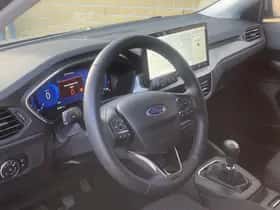 Ford Focus (2024) thumbnail 11