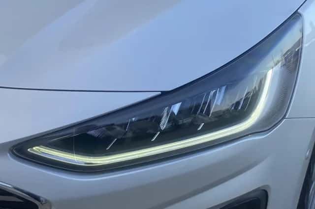 Ford Focus (2024) thumbnail 3