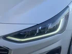 Ford Focus (2024) thumbnail 3
