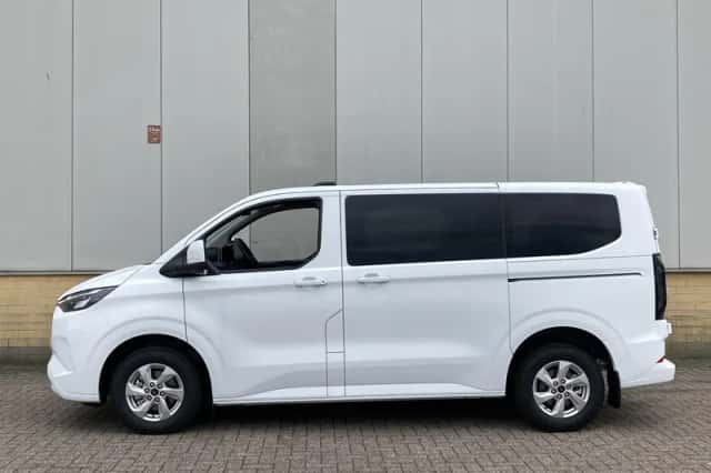Ford Transit Custom (2026) thumbnail 3