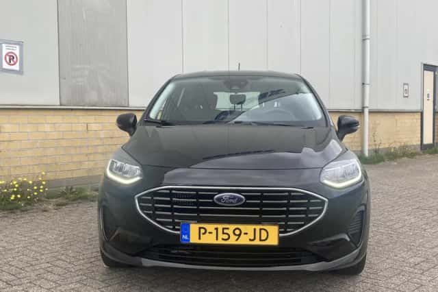 Ford Fiesta (2022) thumbnail 2