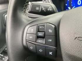 Ford Kuga (2022) thumbnail 15