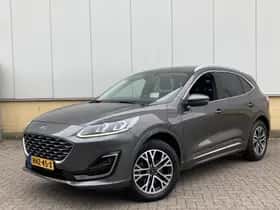 Ford Kuga (2022) thumbnail 3