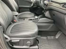 Ford Kuga (2022) thumbnail 28