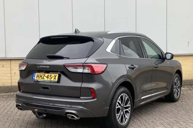 Ford Kuga (2022) thumbnail 8