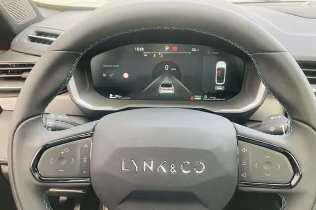 Lynk & Co 01 (2023) thumbnail 16