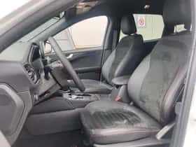 Ford Kuga (2023) thumbnail 13