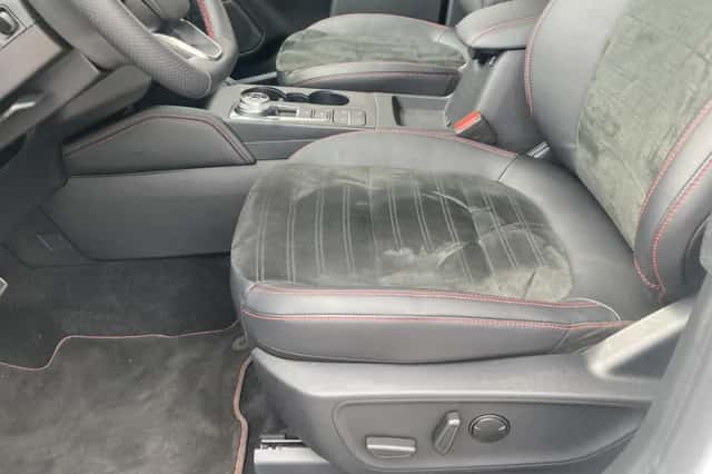 Ford Kuga (2023) thumbnail 14
