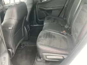 Ford Kuga (2023) thumbnail 15