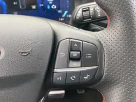 Ford Kuga (2023) thumbnail 21