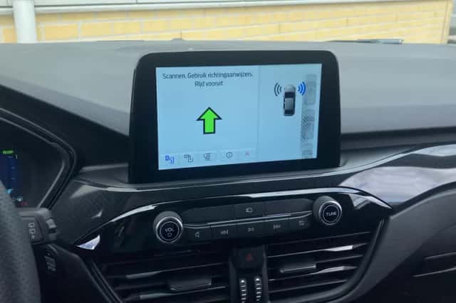 Ford Kuga (2023) thumbnail 25