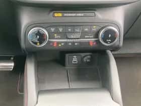 Ford Kuga (2023) thumbnail 27