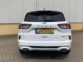 Ford Kuga (2023) thumbnail 9