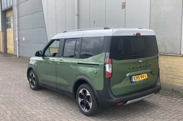 Ford Tourneo Courier (2024) thumbnail 9