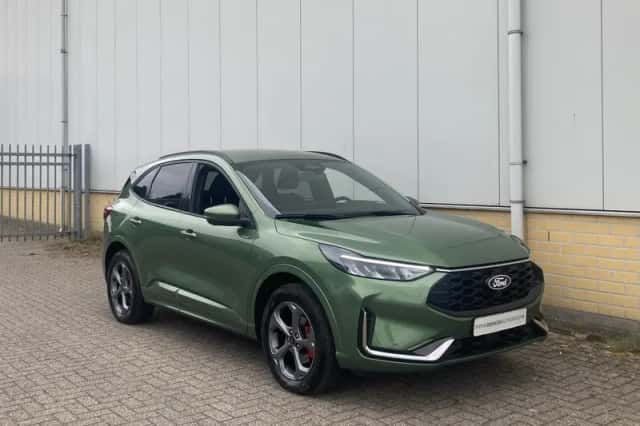 Ford Kuga (2024) thumbnail 4