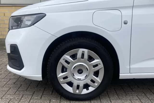 Ford Transit Connect (2024) thumbnail 3